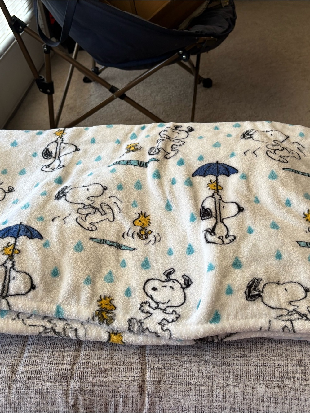 Berkshire Snoopy & Woodstock Fleece Throw Blanket in White, Blue, Yellow